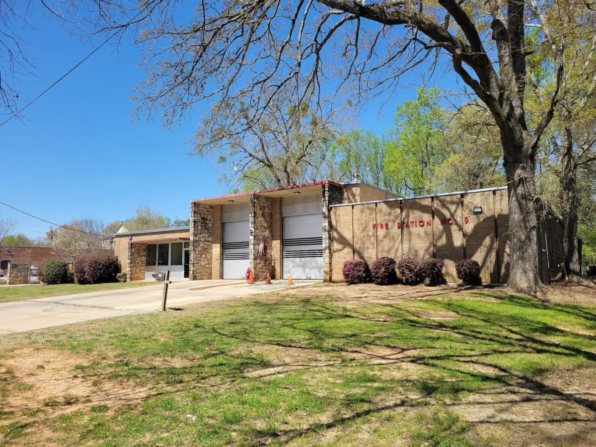 Atlanta Fire Station No. 9 in Adamsville